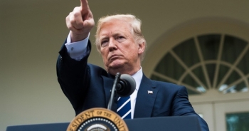 Ông Trump dọa tước quyền miễn trừ an ninh của hàng loạt cựu quan chức