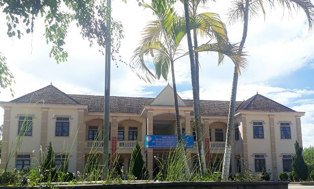 UBND x&atilde; T&acirc;n An đ&atilde; ph&acirc;n loại sai x&oacute;m dẫn đến chi trả tiền phụ cấp thiếu cho 140 người hơn 320 triệu.