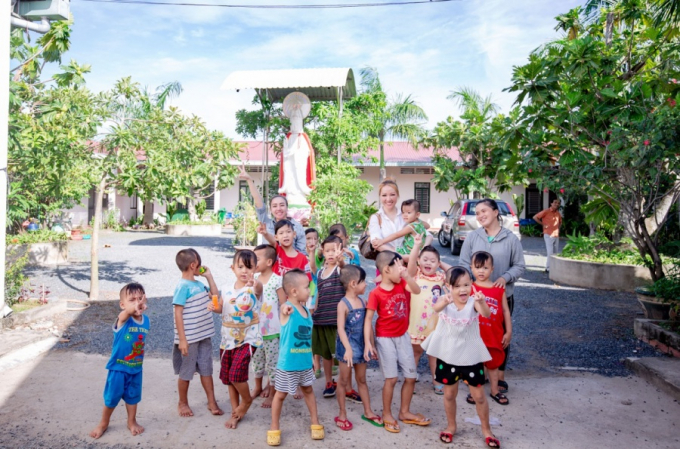 Ho&agrave;ng Hải My đ&atilde; thường xuy&ecirc;n c&oacute; những hoạt động thiện nguyện nhằm gi&uacute;p đỡ nhiều người gi&agrave;, trẻ nhỏ, người c&oacute; ho&agrave;n cảnh kh&oacute; khăn ở khắp nơi tr&ecirc;n đất nước Việt Nam.&nbsp;
