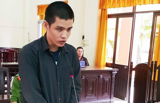 Đối tượng Kh&aacute;nh tại phi&ecirc;n t&ograve;a