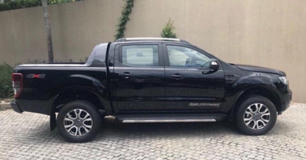 Ngắm xe bán tải Ford Ranger 2018 đã cập bến Việt Nam