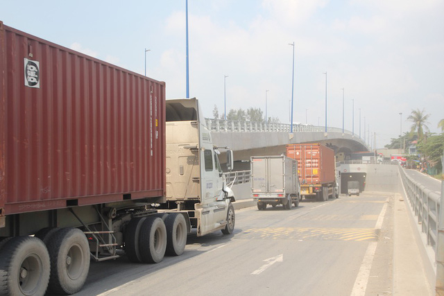 cấm xe v&agrave;o nội đ&ocirc;,&nbsp;xe tải nhẹ,&nbsp;xe tải nặng,&nbsp;V&otilde; Ch&iacute; C&ocirc;ng,&nbsp;đường Nguyễn Văn Linh,&nbsp;hạn chế lưu th&ocirc;ng