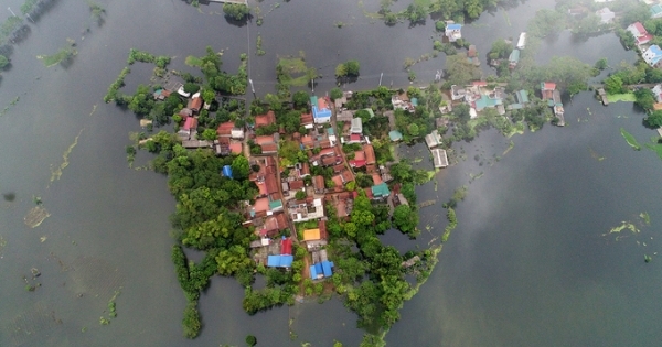 6.500 người dân ngoại thành Hà Nội vẫn phải sơ tán vì lũ