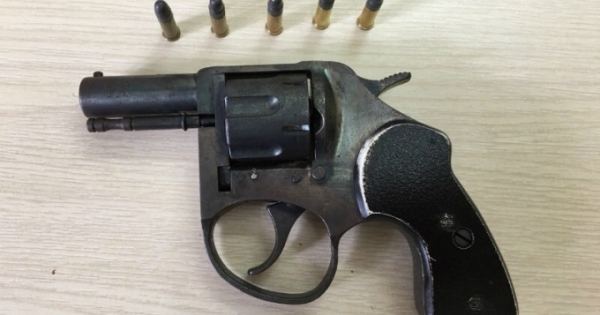 Cần làm rõ "điểm lạ" trong vụ án “vợ bắn chồng” tại Hà Nội