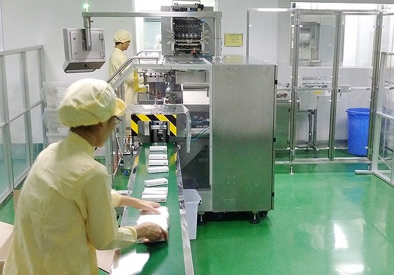 Một nh&agrave; m&aacute;y TPCN c&oacute; quy tr&igrave;nh kh&ocirc;ng sinh bụi, kh&ocirc;ng tiếp x&uacute;c, hệ thống quản l&yacute; hiện đại