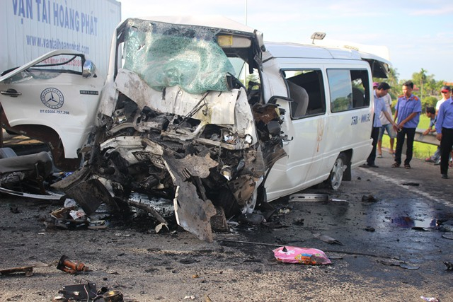 Chuyến xe định mệnh cướp đi sinh mạng 12 người con l&agrave;ng Lương Điền.