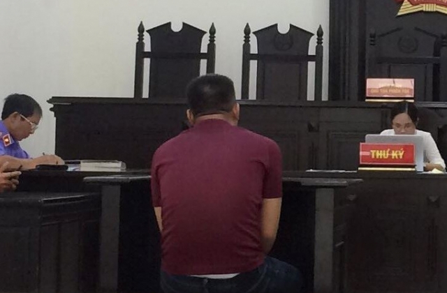 Người đàn ông 48 tuổi “bán mạng” với giá 5 triệu đồng