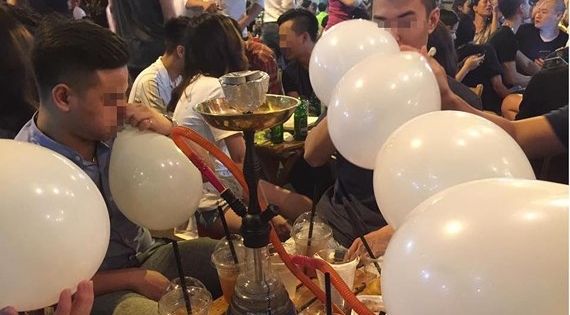 Hà Nội vẫn tràn lan bóng cười