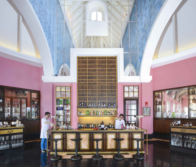 Department of Chemistry Bar