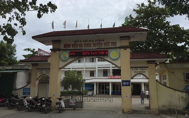 Bé sơ sinh tử vong với vết rách trên cổ tại Hà Tĩnh, bệnh viện nói gì?