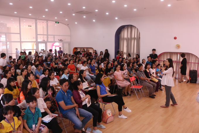 ây là buổi chia sẻ và thực hành rất nhiều kỹ năng thú vị và hiệu quả để cha mẹ có thể đọc sách thật vui, thật háo hức cùng con mỗi ngày.