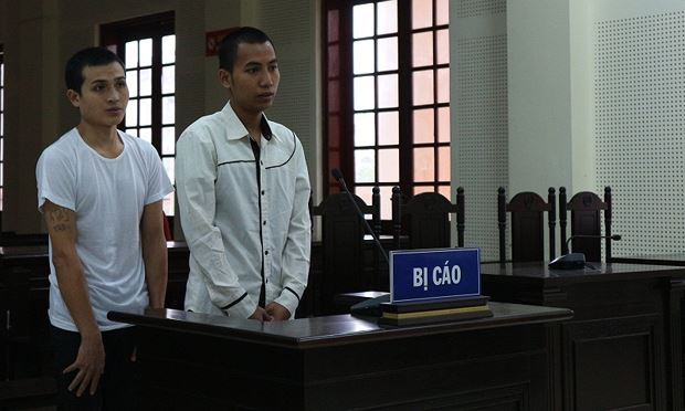 Hai thiếu nữ mưu trí thoát khỏi bọn buôn người