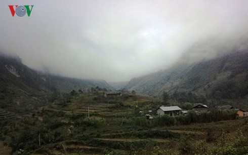 Quái chiêu của các “tú ông”, “tú bà” buôn người qua biên giới