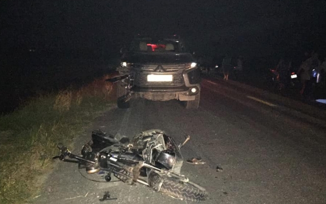 Tài xế điều khiển ô tô tông xe máy điện khiến 3 cháu nhỏ tử vong đến công an trình diện