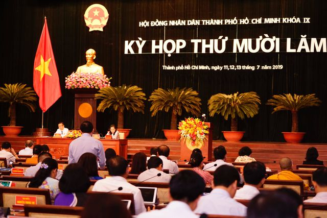 Các đại biểu HĐND TP bức xúc về các dự án ma làm hàng ngàn người dân điêu đứng.