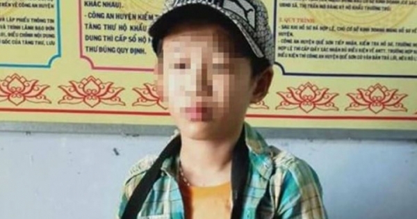 Bé trai bán vé số bị người lạ mặt đánh gãy tay, cướp 1,2 triệu đồng