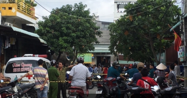 Nóng: Nghi án người phụ nữ bị sát hại trong phòng trọ tại Bình Dương, trên cổ có vết dao