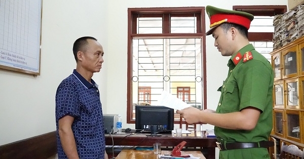 Hà Tĩnh: Khởi tố, bắt tạm giam 3 người đốt ong lấy mật gây cháy rừng