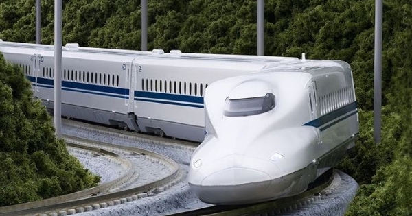 Dự án đường sắt tốc độ cao: Tranh cãi hai phương án 58,7 và 26 tỷ USD