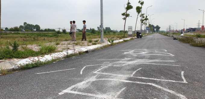 Cơ quan công an huyện Việt Yên cần xử lý nghiêm số đối tượng đã có hành vi thể hiện dấu hiệu của việc huỷ hoại tài sản như xịt sơn lên các tủ điện, đường nội bộ, một số ốp cột điện và các tủ điện bị cạy phá…tại KĐT Đình Trám – Sen Hồ.