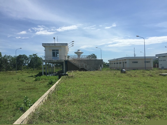 Cáº­n cáº£nh nhÃ  mÃ¡y nÆ°á»c hÃ ng trÄm tá»· Äá»ng bá» hoang hÆ¡n 10 nÄm - áº£nh 7