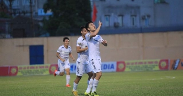 Báo Thái Lan lên cơn sốt với Xuân Trường sau hai siêu phẩm tại V-League