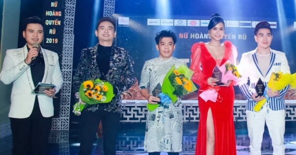 Hút hồn với vẻ đẹp quyến rũ, quyền lực của Di Khả Hân trên ghế nóng BGK