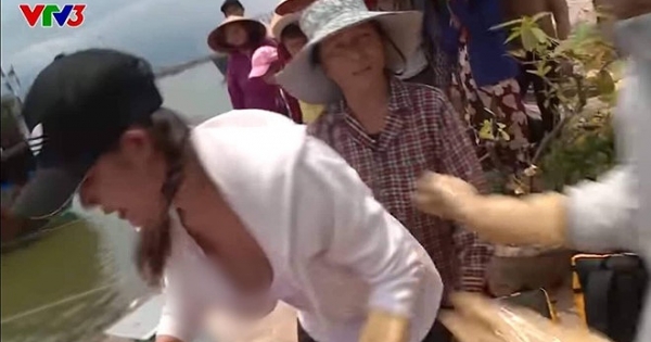 Người đẹp bị 