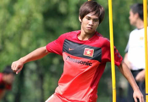 5 cầu thủ đươc gọi lên ĐTQG sớm nhất - Văn Hậu xếp thứ 2 - Ảnh 1.