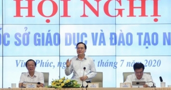 Bộ trưởng Phùng Xuân Nhạ: Tránh lạm dụng giấy khen dẫn đến “tác dụng ngược”