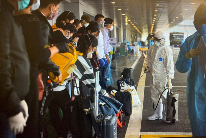 909180412497032560501965616249134903197696n-1584930654489913132927