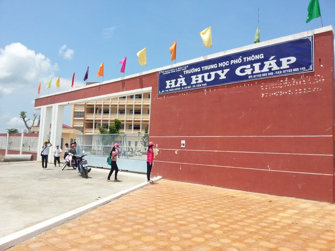 10379952_596962763734960_6771109728078273484_o