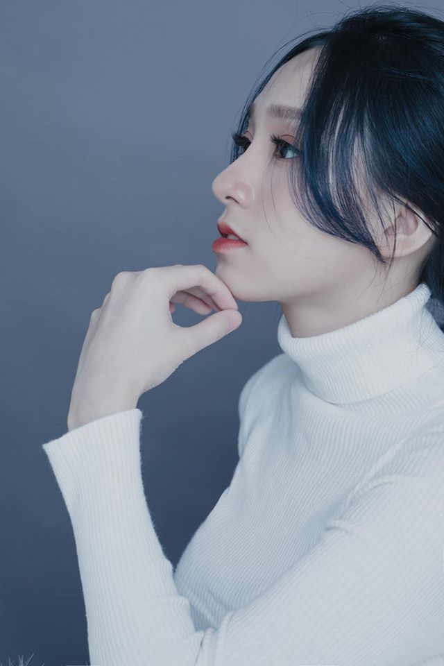 Dù đôi khi vẫn nghĩ vu vơ về hoàn cảnh của bản thân, Trúc Phương không bao giờ để mình rơi vào tuyệt vọng, stress. Trên trang cá nhân, cô thường đăng những hình ảnh thân thiết, vui vẻ bên bạn bè.