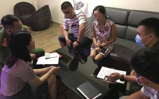 photo1595911703788-15959117050361148151010