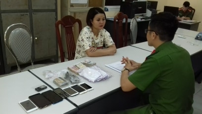 Triệt phá tụ điểm ma túy thu giữ nhiều vũ khí nóng