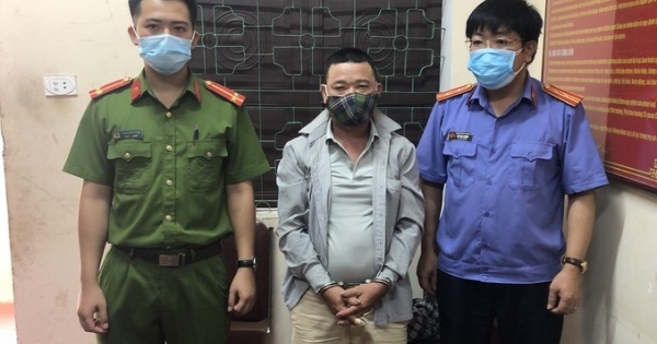 Từ biên giới, chạy xe máy mang 1 kg ma túy và 2 bánh Heroin về xuôi tiêu thụ