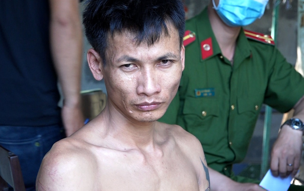 Đối tượng Trương Văn Tuân tại hiện trường vụ việc