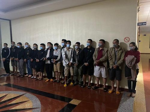 Lâm Đồng: Bắt quả tang nhóm đối tượng đánh bạc, thu giữ hàng trăm triệu đồng