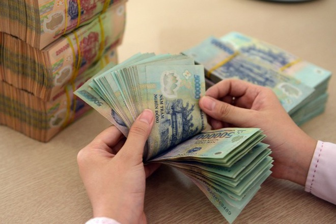 Lãi suất cao thường đi kèm điều kiện hoặc chứa đựng những rủi ro nhất định (Ảnh minh họa: Tiến Tuấn).