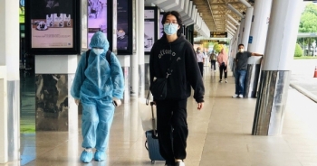 Xét nghiệm COVID-19 tại sân bay Tân Sơn Nhất