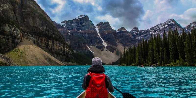 Du lịch có trách nhiệm với văn hóa, kinh tế và môi trường bản địa.