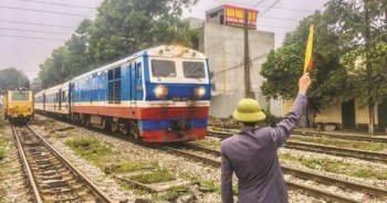 Lao động ngành vận tải lao đao trong ‘bão’ dịch