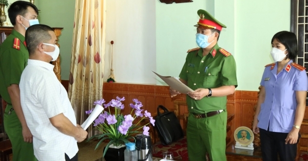 Lạng Sơn: Bắt giữ nhóm đối tượng nam nữ đánh bạc trên đồi vắng