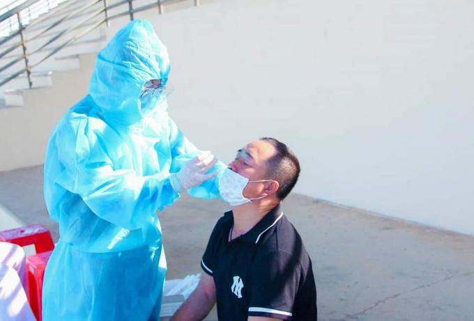 Tổ chức Test nhanh Covid-19 cho toàn bộ hành khách