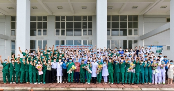 114 bác sĩ, điều dưỡng Hải Phòng lên đường vào TP HCM hỗ trợ chống Covid-19