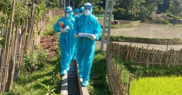 Nghệ An: Trắng đêm lấy mẫu xét nghiệm covid-19 tại huyện biên giới Kỳ Sơn