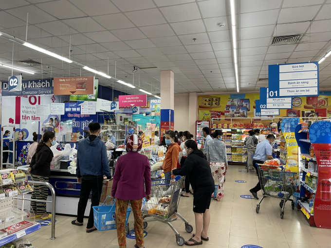 Siu thi Co.op mart 18.7
