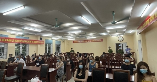 Hải Dương: 25 đối tượng hát karaoke tại quán Thưởng Sơn dương tính với ma túy