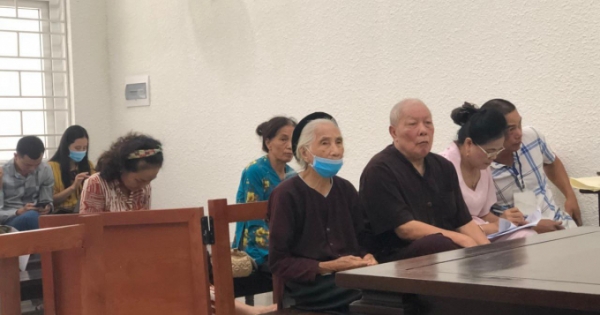 Khởi tố vụ án con dâu khai tử bố mẹ chồng để chiếm đoạt tài sản