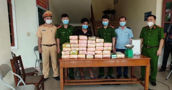 Nhận 20 triệu đồng để chở thuê 30kg ma túy đá, một người đàn ông bị bắt